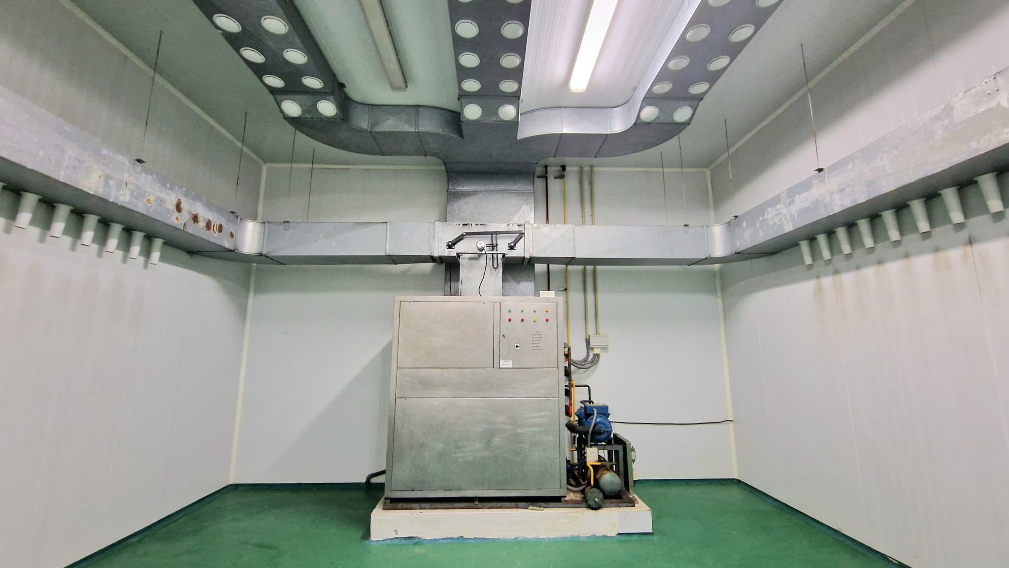 SECADERO DE EMBUTIDOS Y JAMONES TEFRIGO miniatura 10