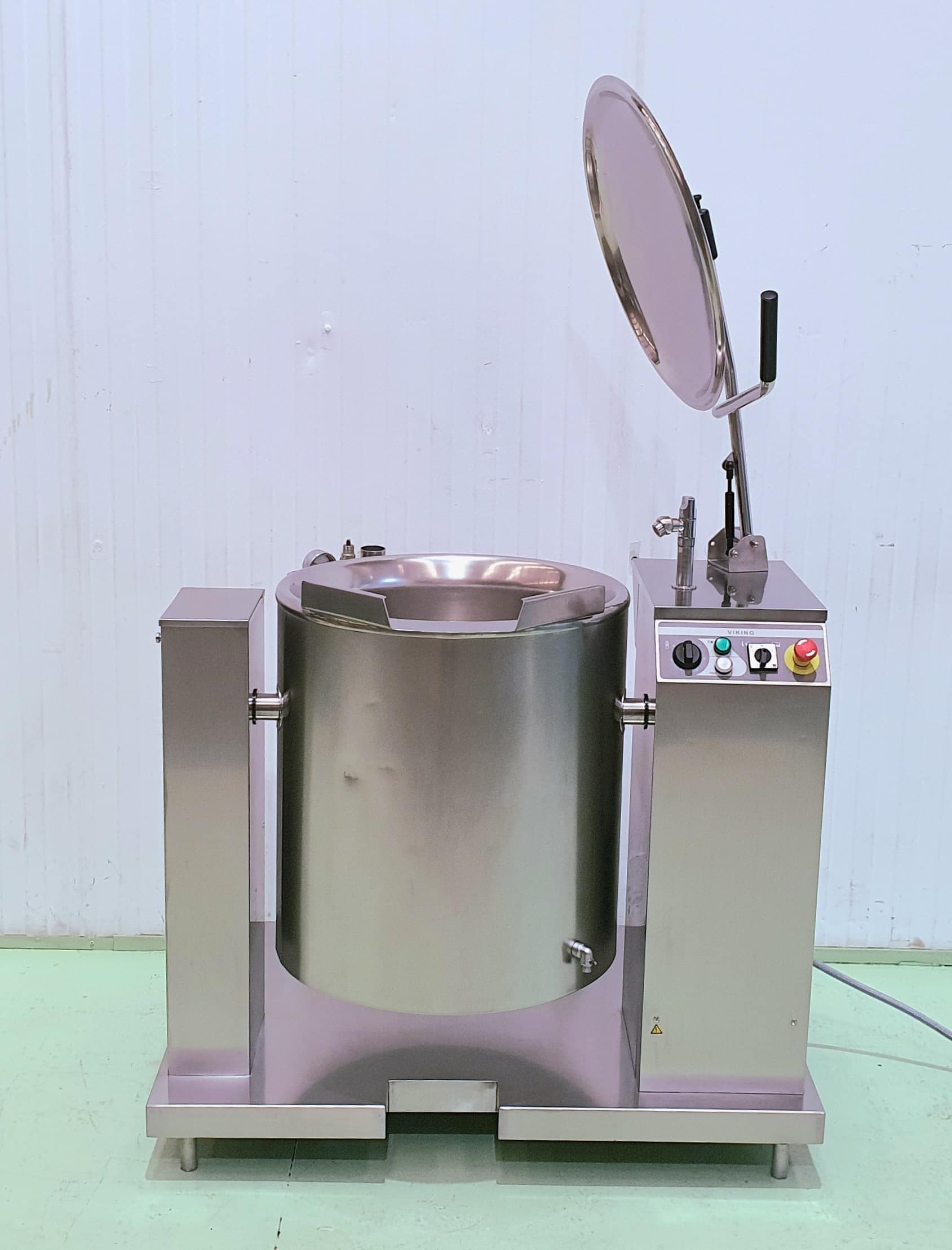 MARMITA DE COCCIÓN ELÉCTRICA DE 100 LITROS METOS CON VOLCADOR