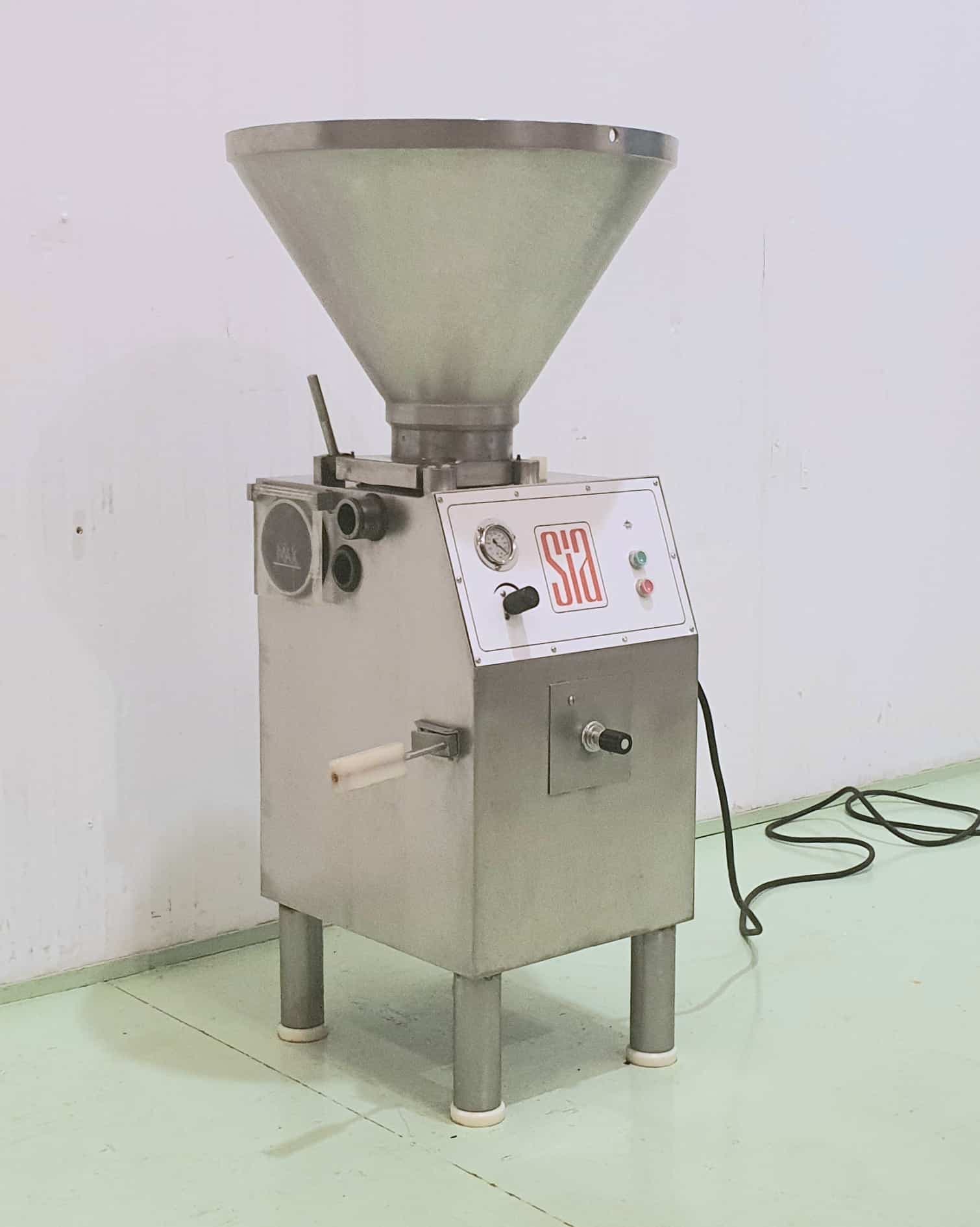 EMBUTIDORA CONTINUA SIA EMB-2002P