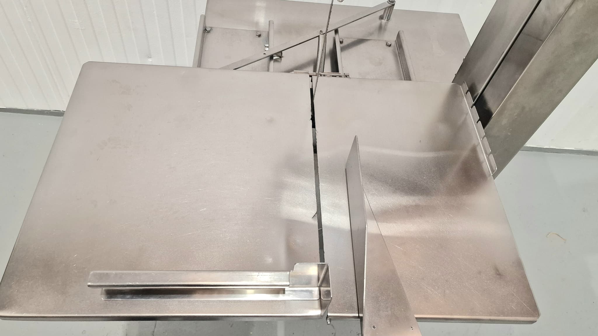 SIERRA DE CINTA KONETEOLLISUUS KT480 miniatura 6