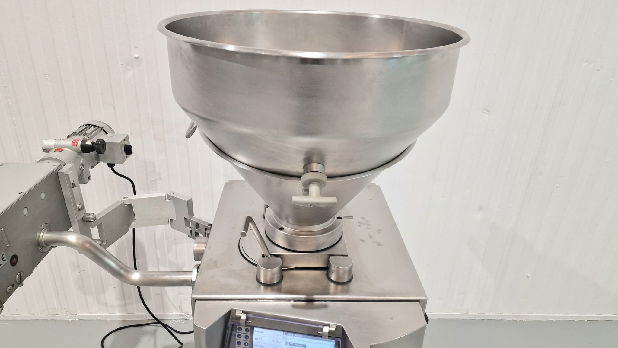 EMBUTIDORA CONTINUA HANDTMANN mod VF610 + FORMADORA ALBÓNDIGAS 79-0 miniatura 5