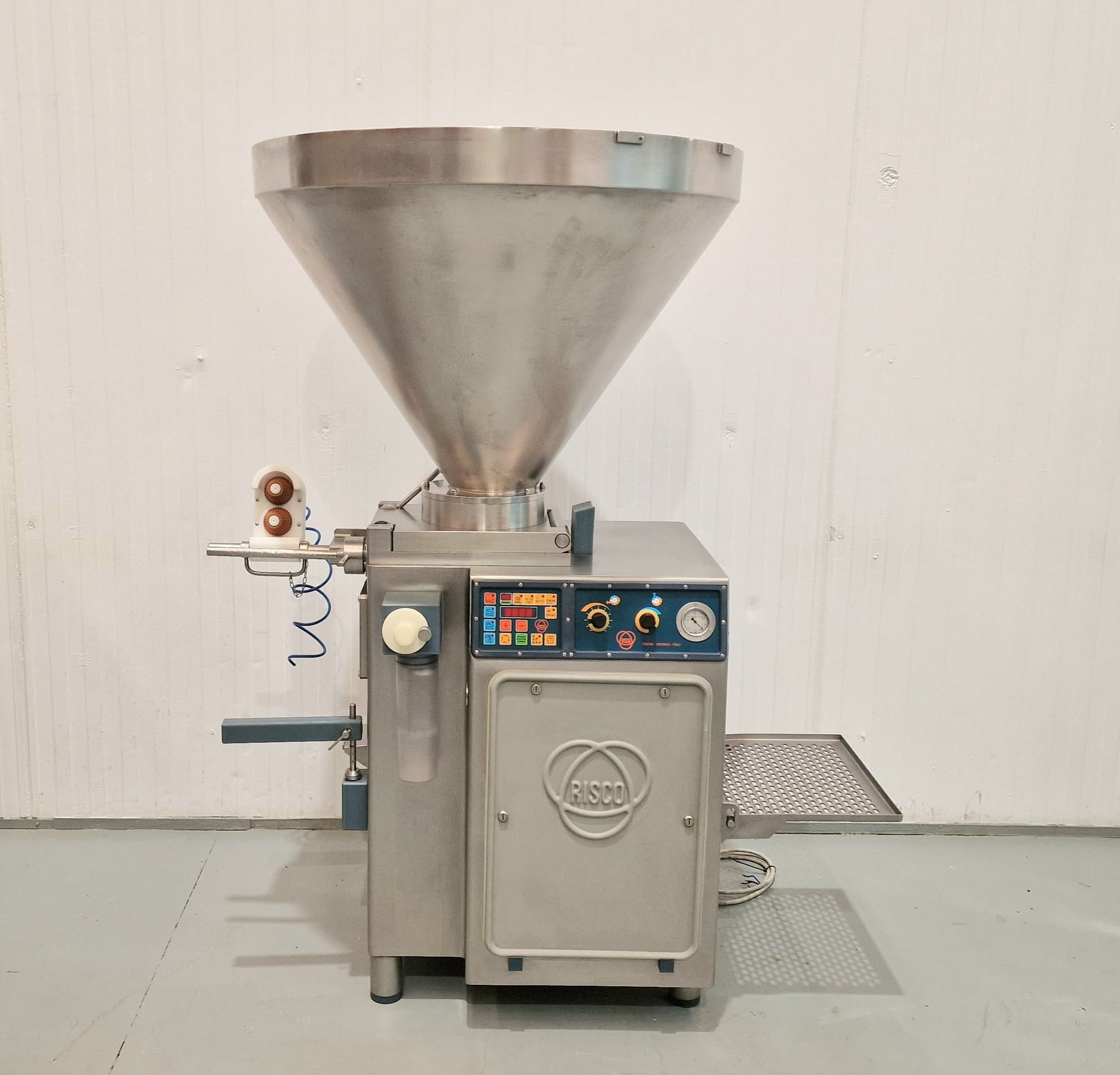 EMBUTIDORA CONTINUA RISCO RS4003 miniatura 2