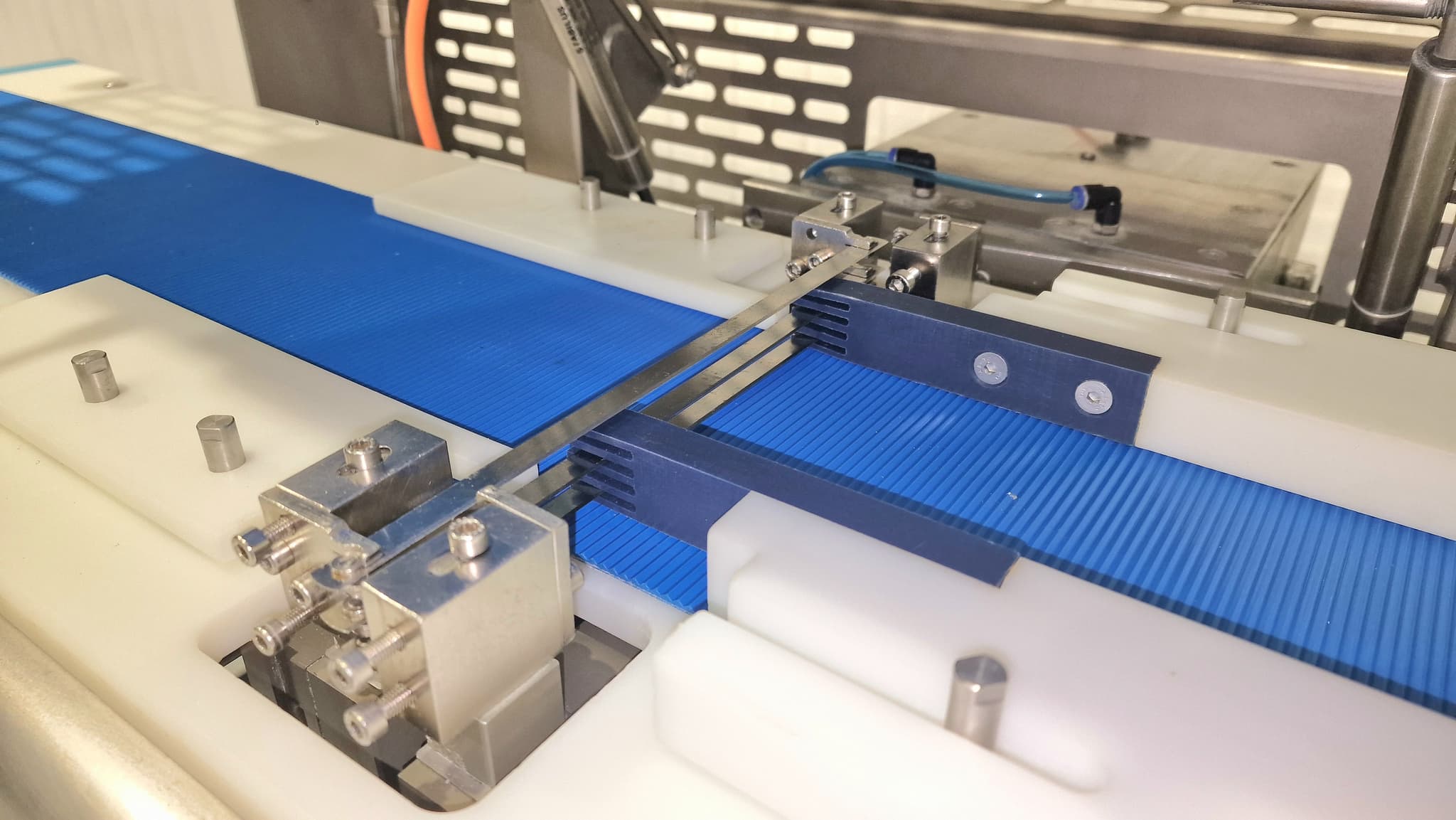 CORTADORA DE FILETES EBAKI MOD. EBAKI1 miniatura 8