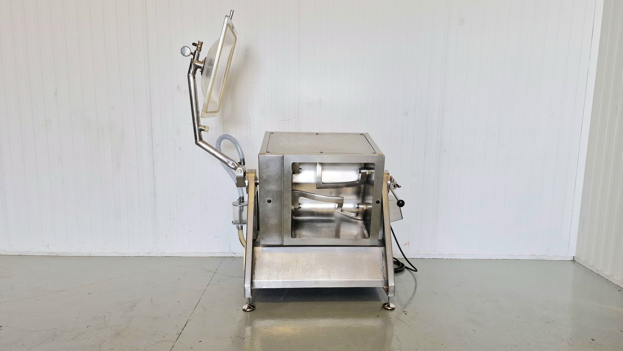 AMASADORA CON VACÍO T.VALL 150 L miniatura 5