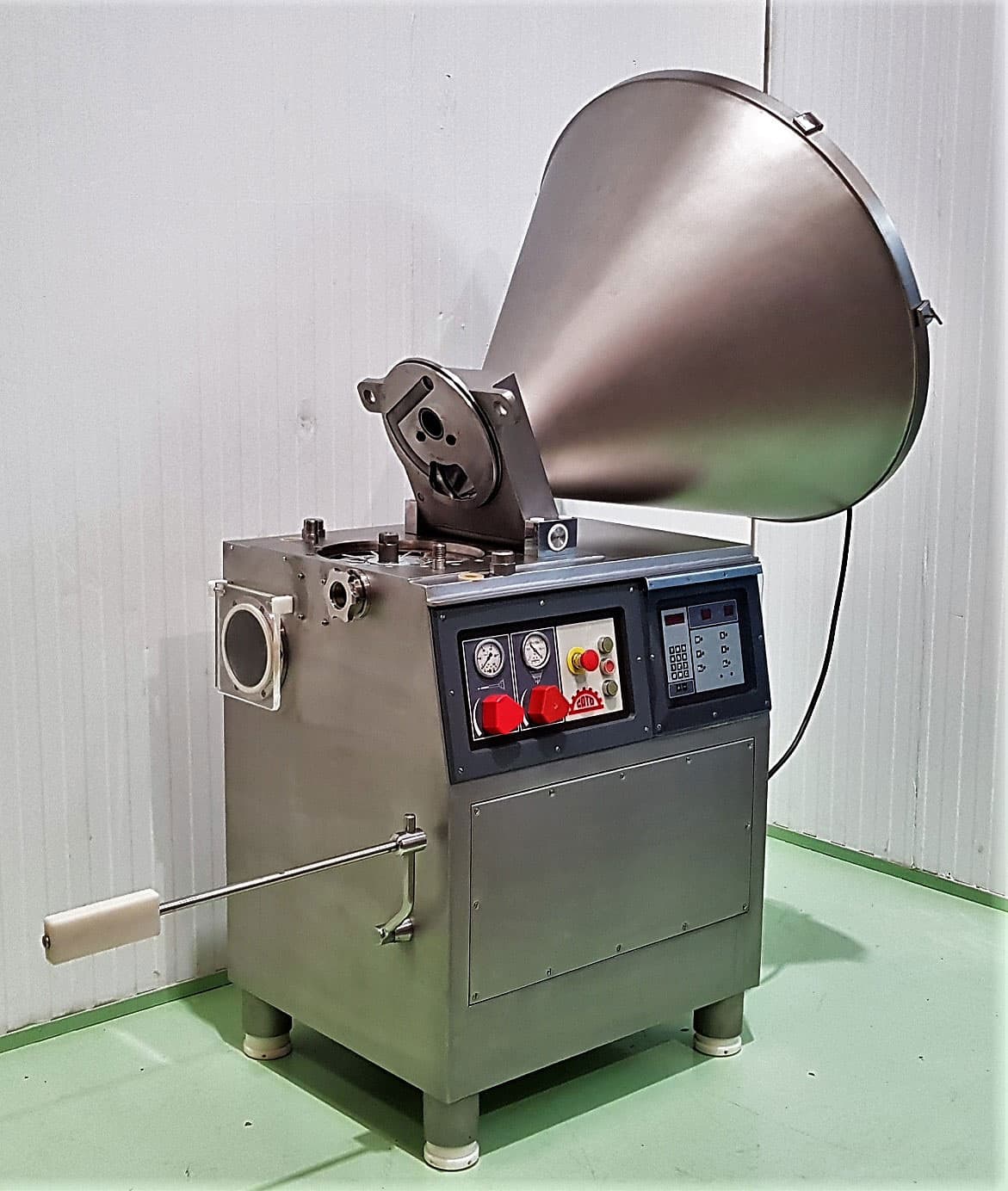 EMBUTIDORA CONTINUA CON VACÍO CATO EB1 miniatura 2