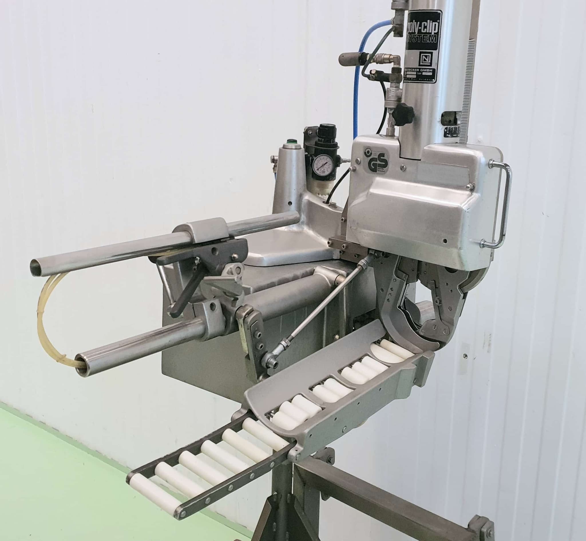 GRAPADORA SIMPLE GRAPA CLIPADORA POLYCLIP mod. SFC 8034 miniatura 4