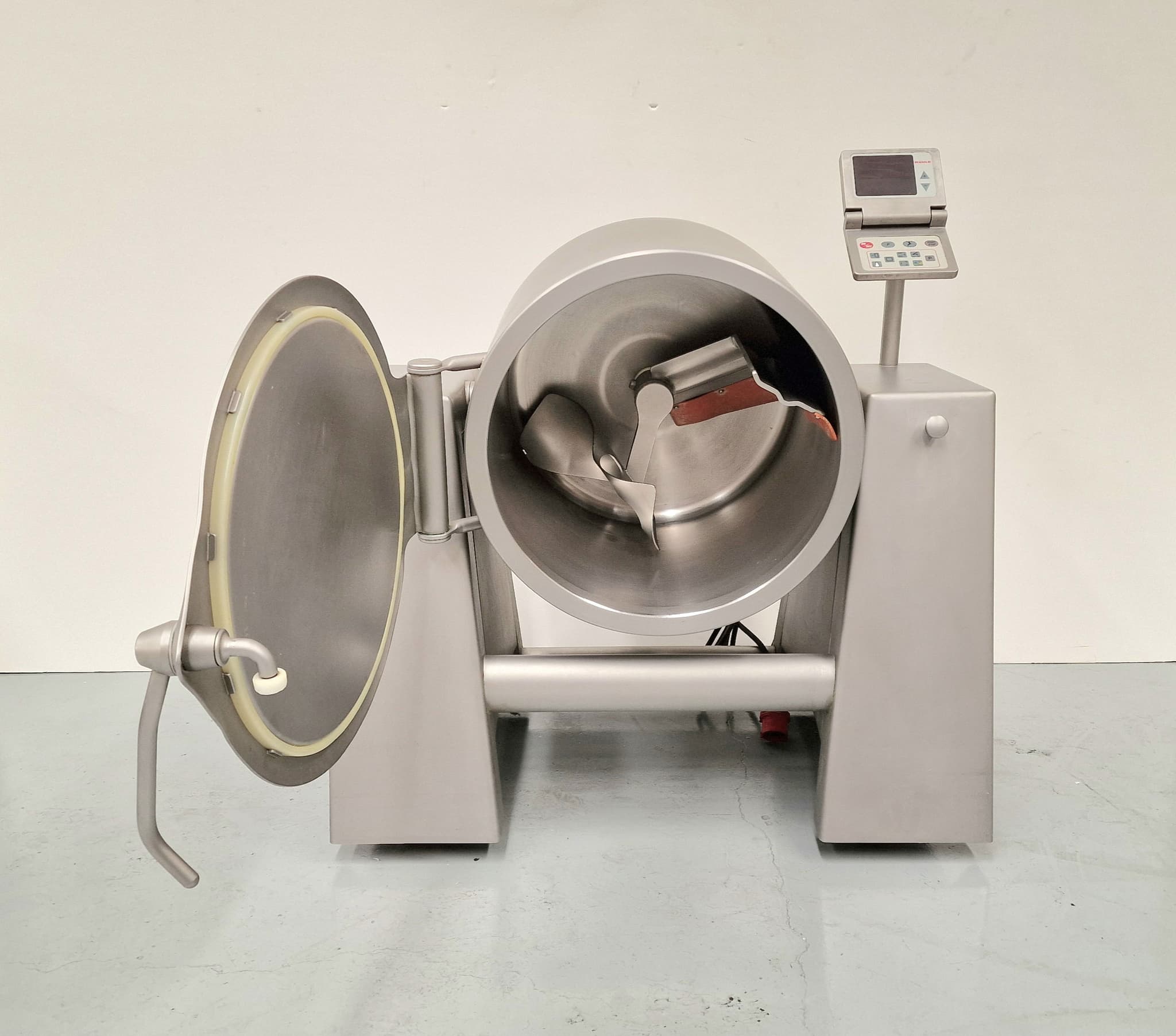 AMASADORA REFRIGERADA CON VACÍO RUHLE MKR130 miniatura 5