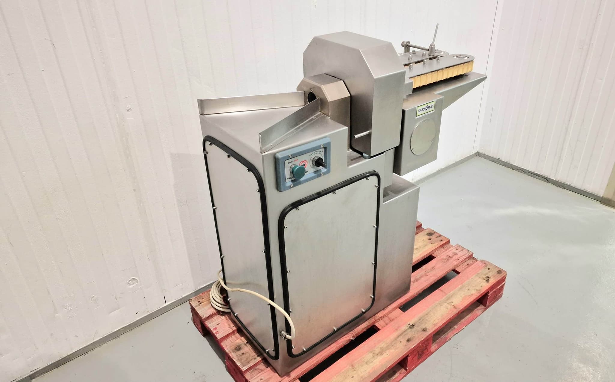 ATADORA PARA EMBUTIDOS AUTOMÁTICA RISCO RS12 miniatura 2