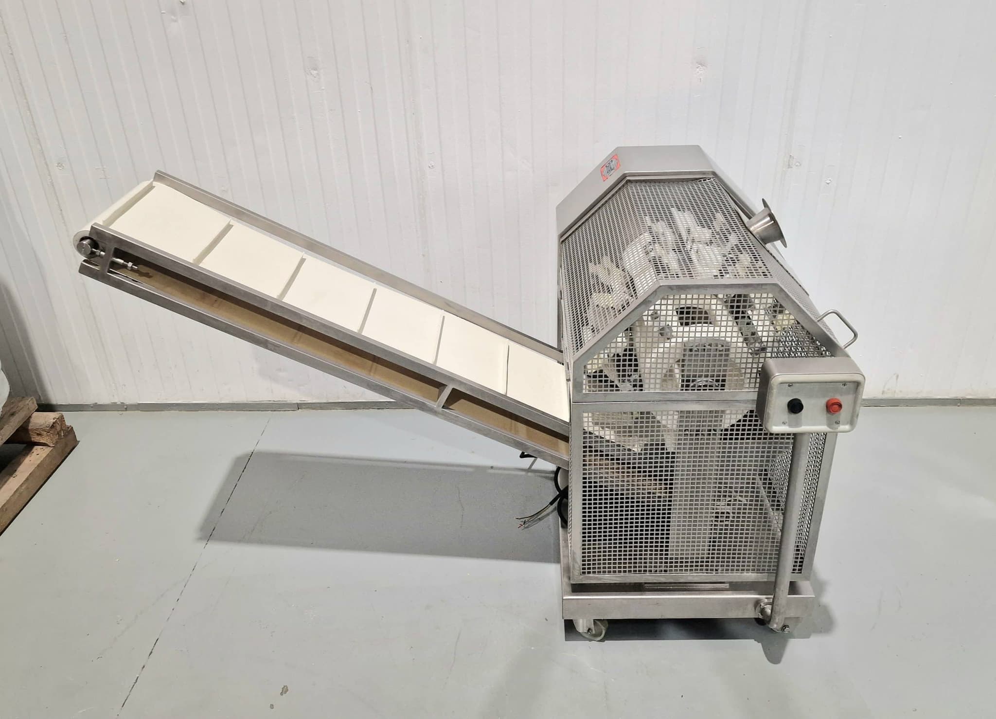 MÁQUINA PARA CORTAR SALCHICHAS RISCO RI miniatura 3