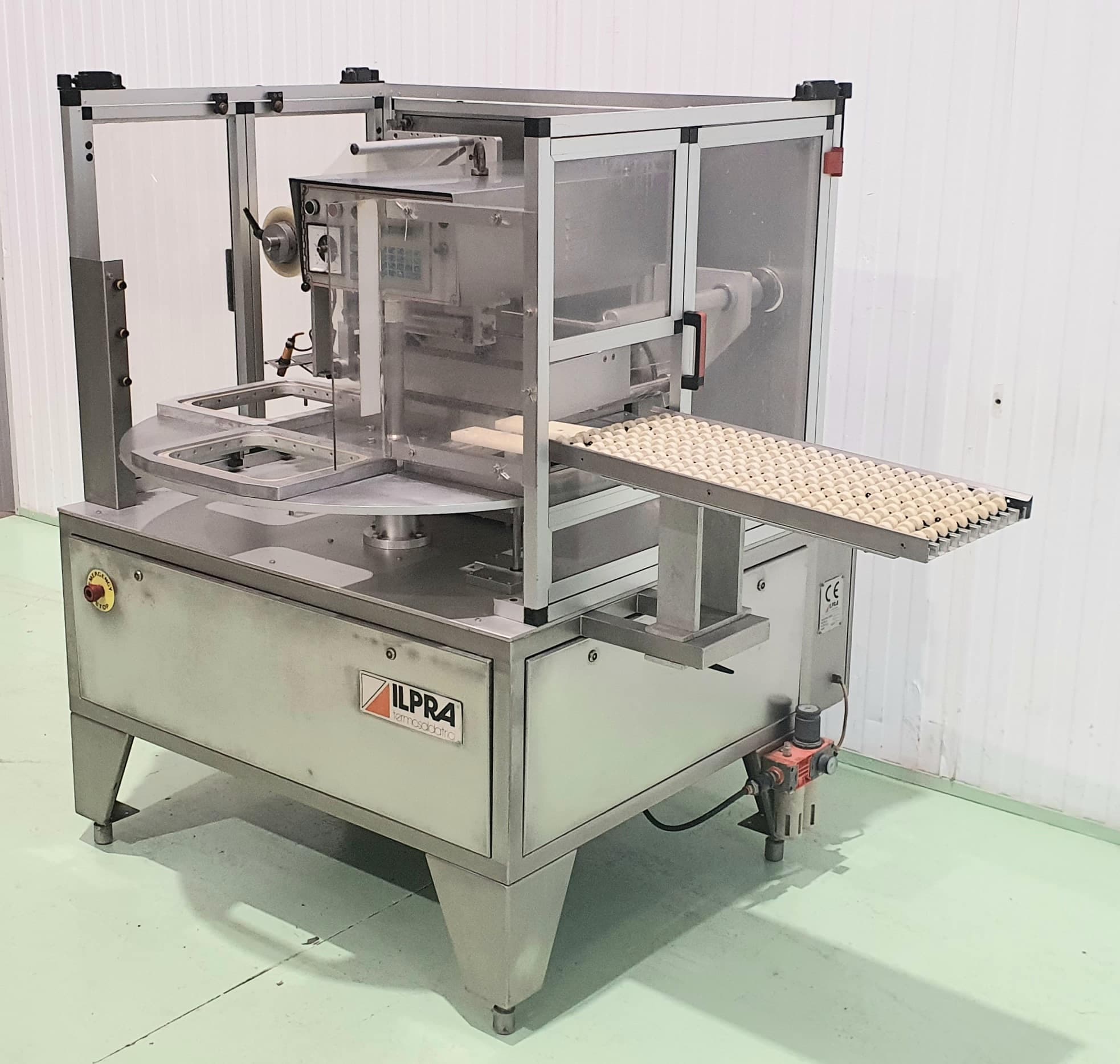 TERMOSELLADORA AUTOMÁTICA ILPRA  mod. FP 800 V/G miniatura 3