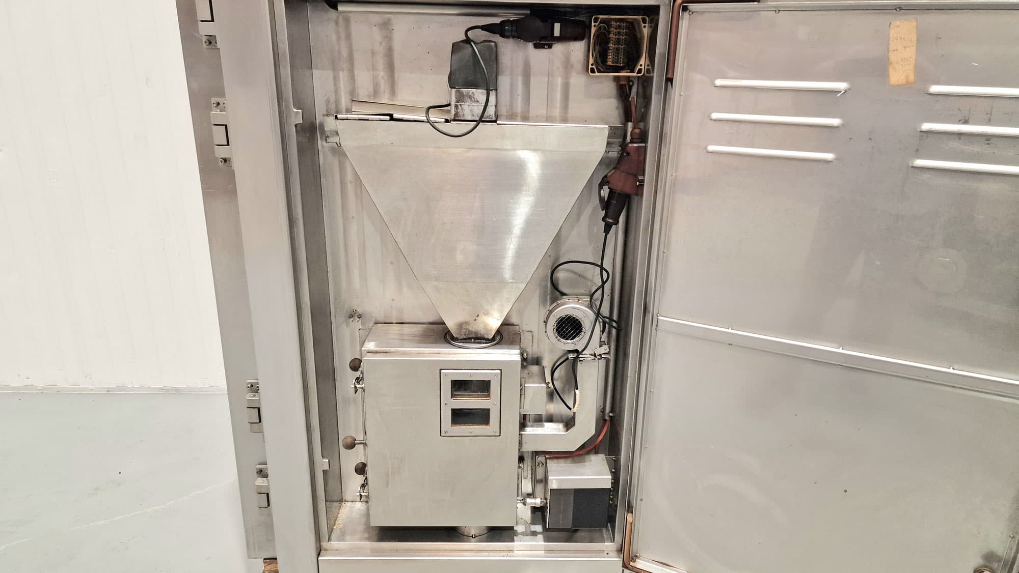 HORNO AHUMADOR KERRES miniatura 8