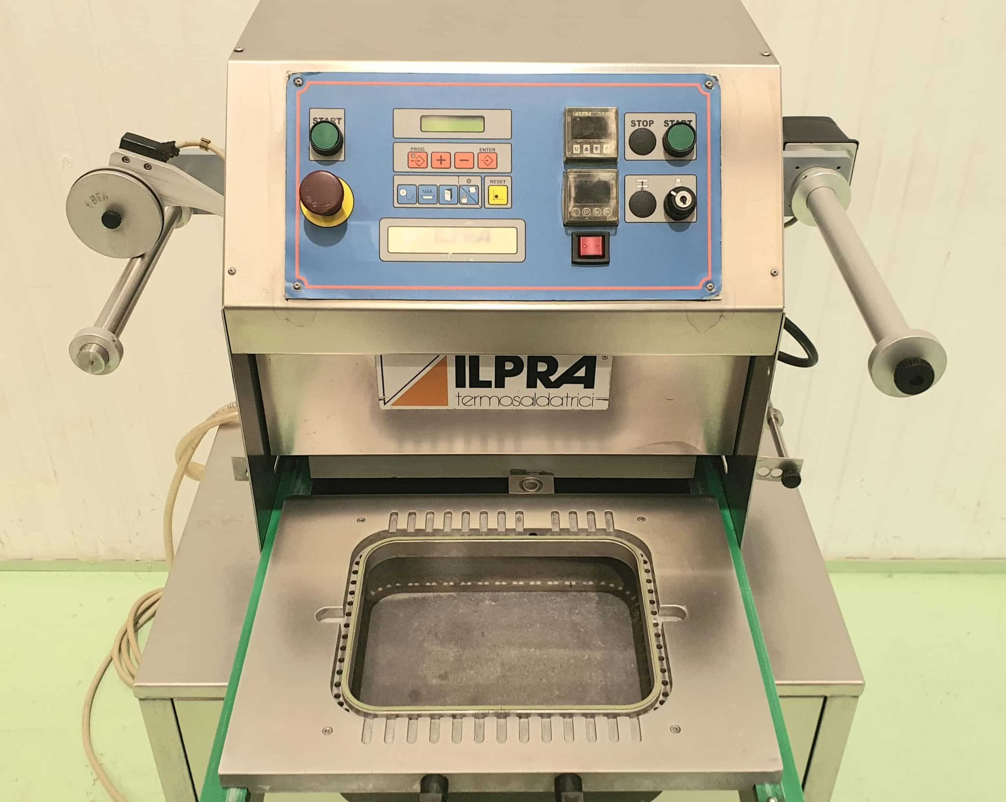 TERMOSELLADORA SEMI AUTOMÁTICA ILPRA 400V/G II miniatura 6