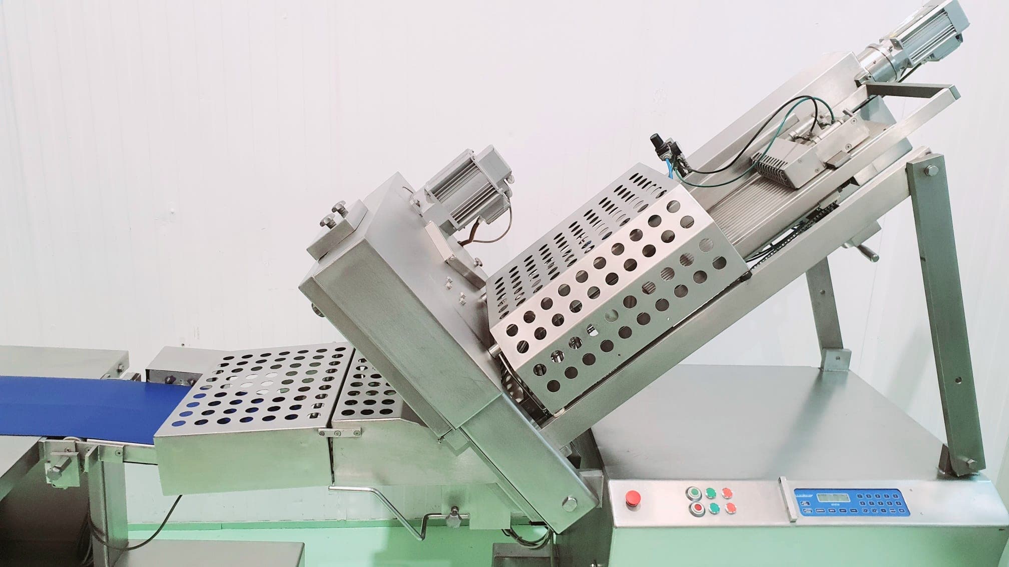 LONCHEADORA AUTOMÁTICA WEBER CCS7000 miniatura 15