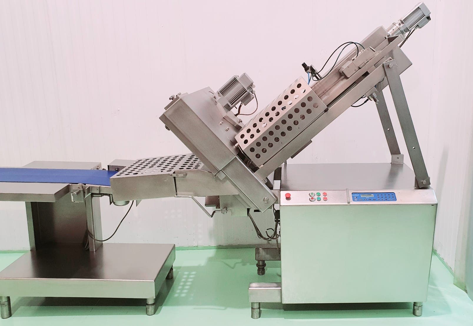 LONCHEADORA AUTOMÁTICA WEBER CCS7000 miniatura 4