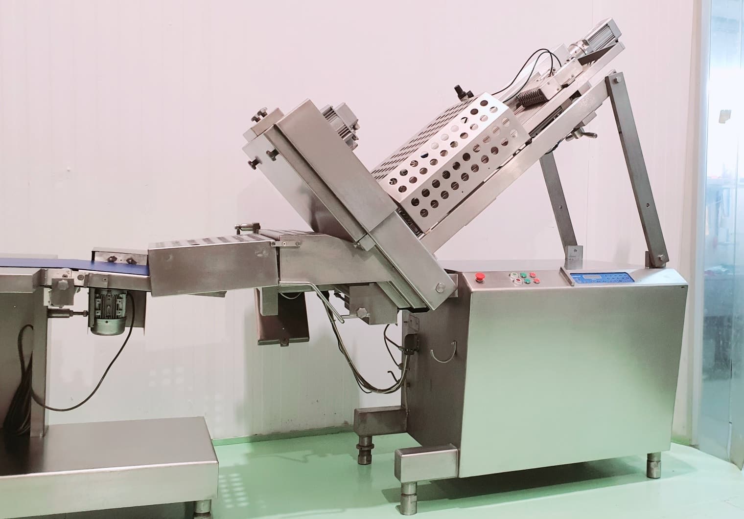 LONCHEADORA AUTOMÁTICA WEBER CCS7000 miniatura 5