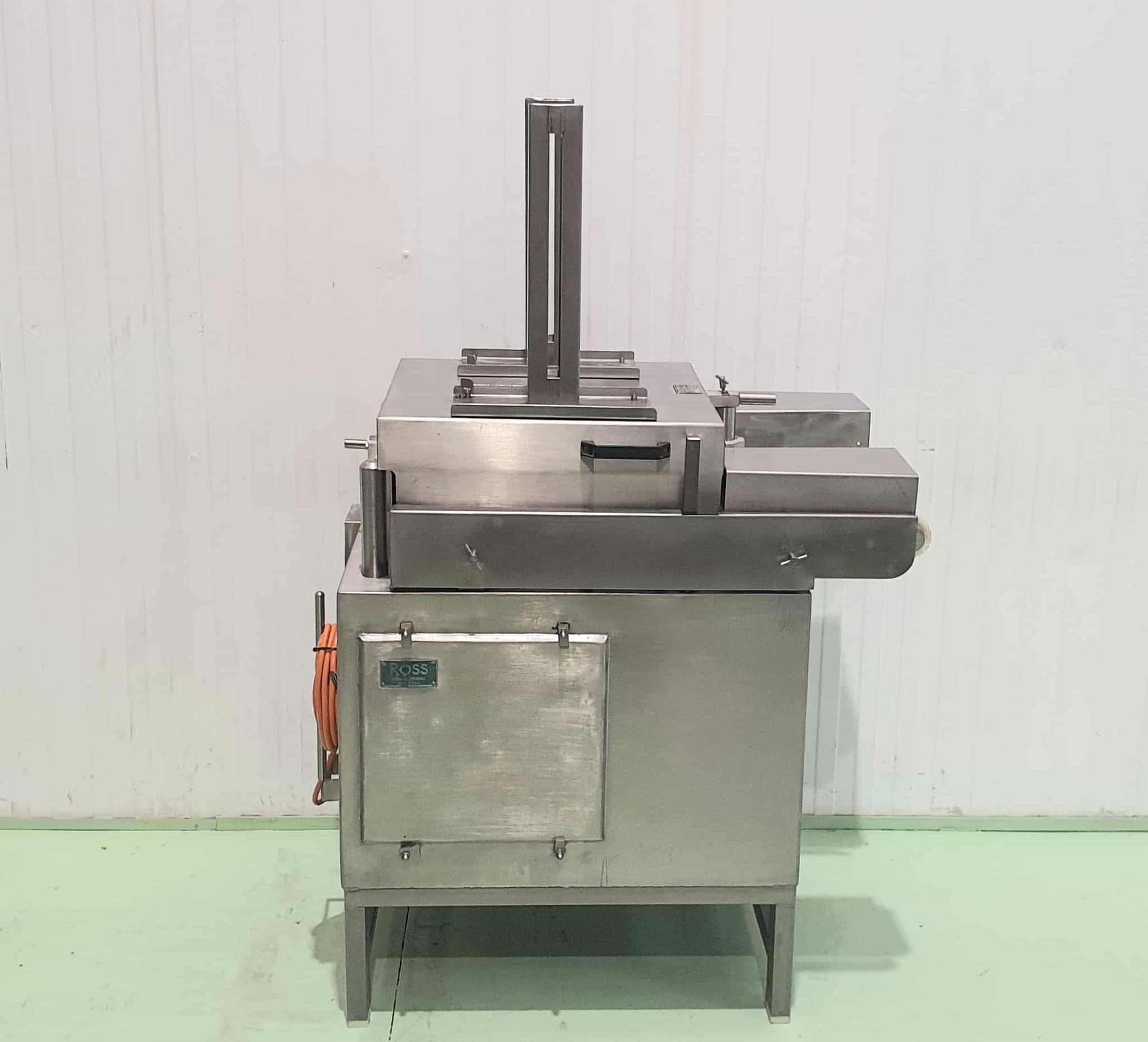 LONCHEADORA AUTOMÁTICA ROSS MODELO 950-2 CALIBRES miniatura 2