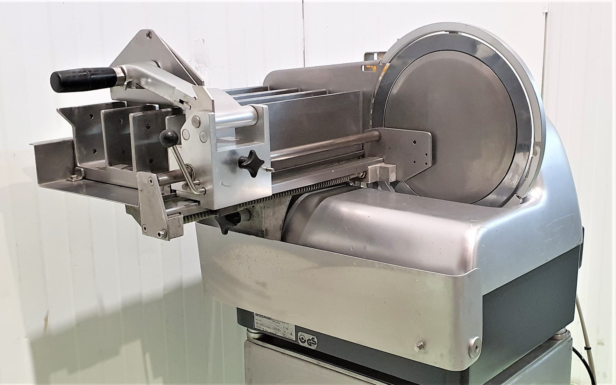 LONCHEADORA AUTOMÁTICA BIZERBA A330FB TRIPLE PRODUCTO miniatura 8