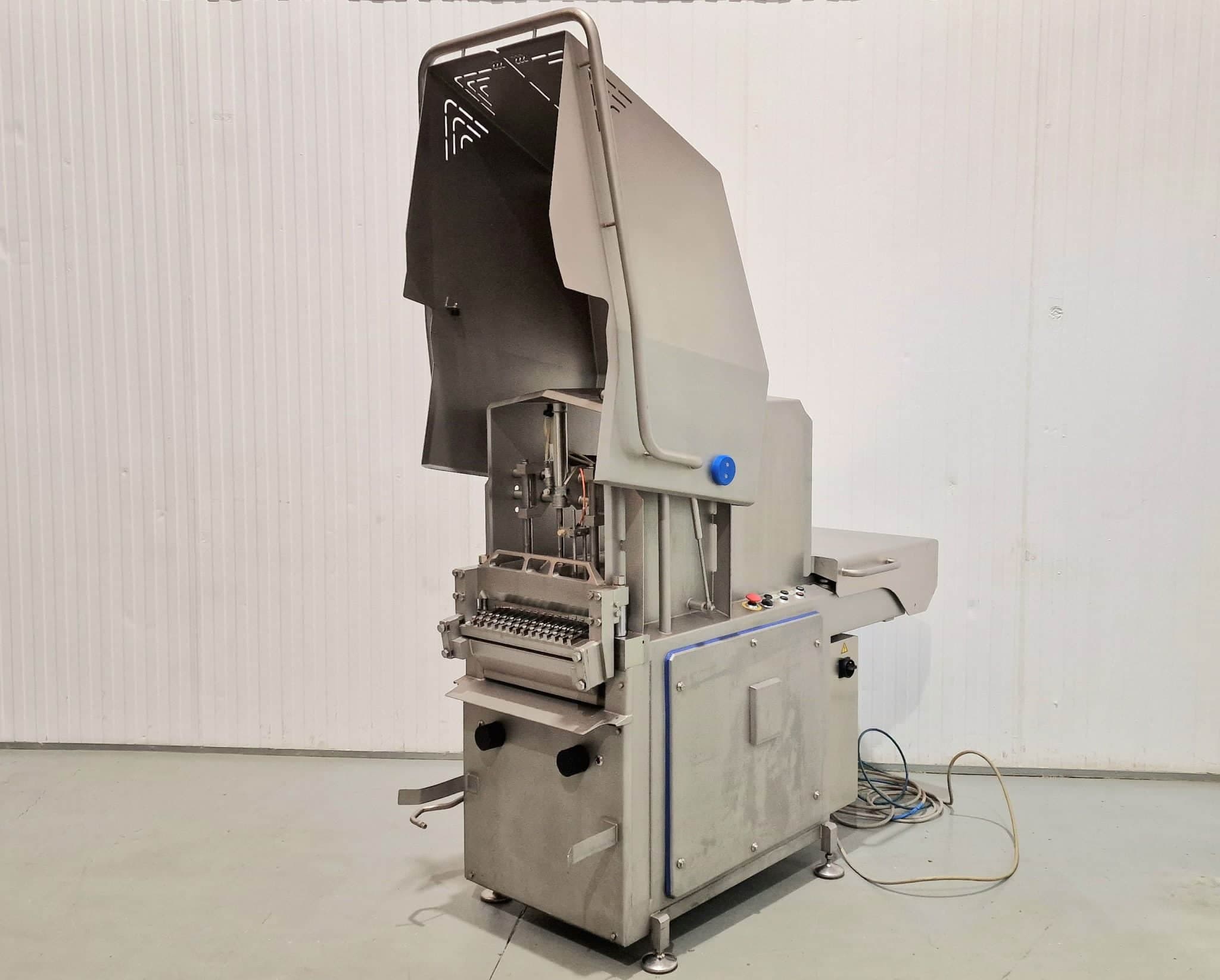 CORTADORA DE DADOS MAGURIT UNICUT555 miniatura 6