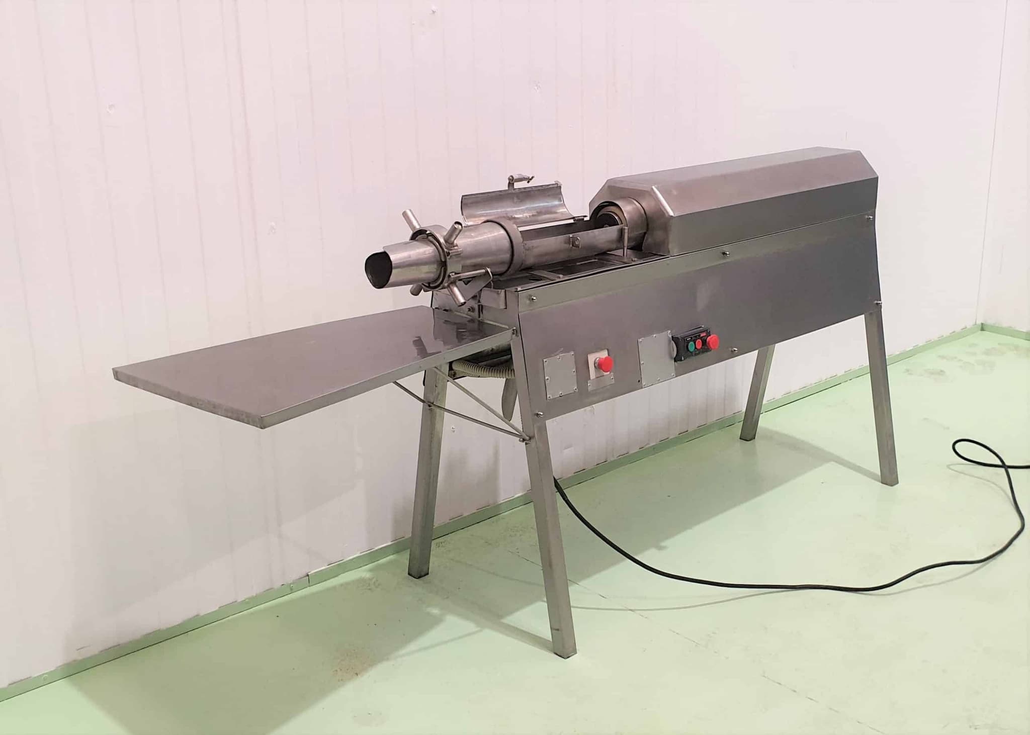 EMBUCHADORA ELÉCTRICA 112mm miniatura 5