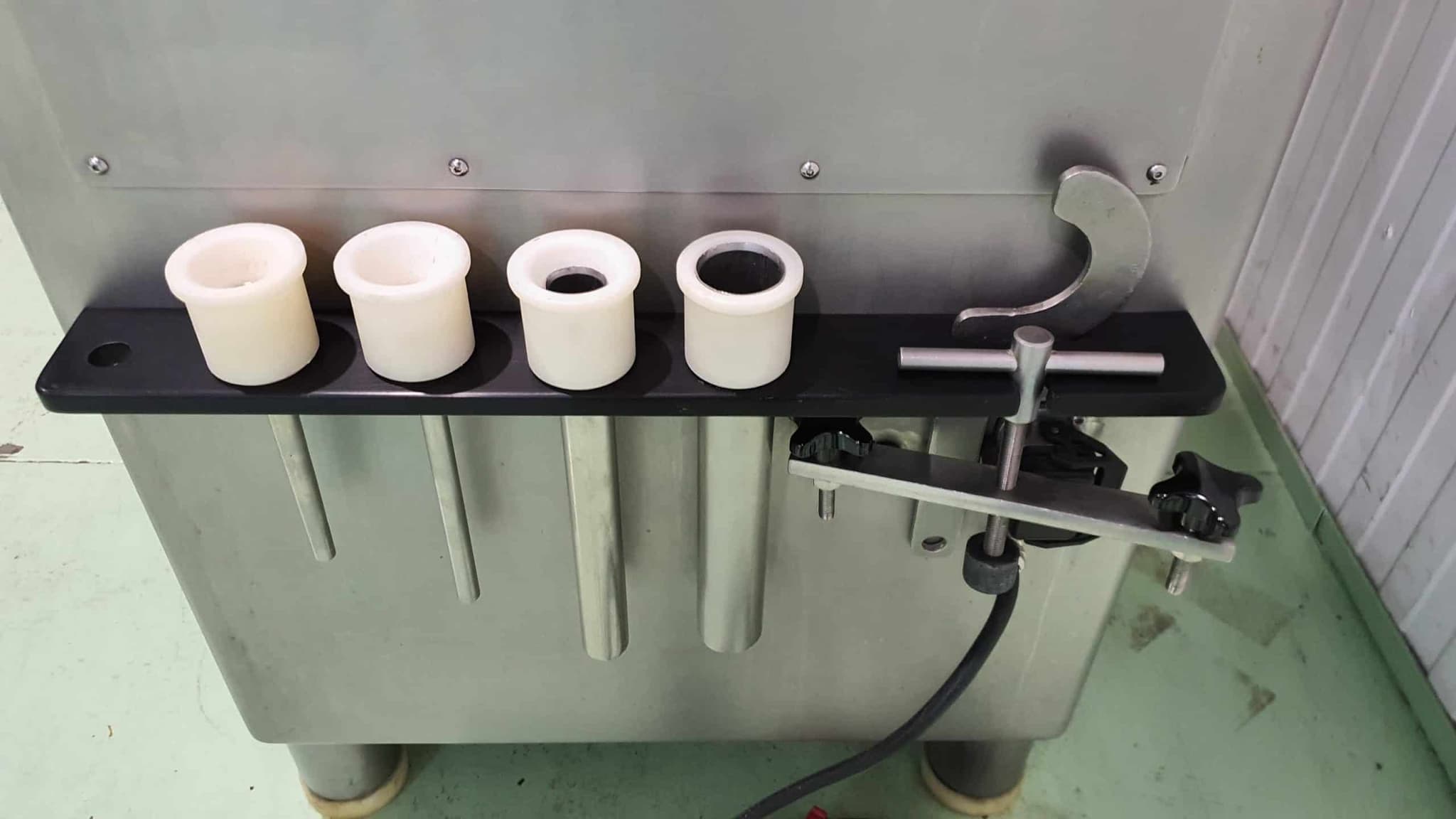 EMBUTIDORA CONTINUA AL VACIO TECNOTRIP mod EC-4N miniatura 6