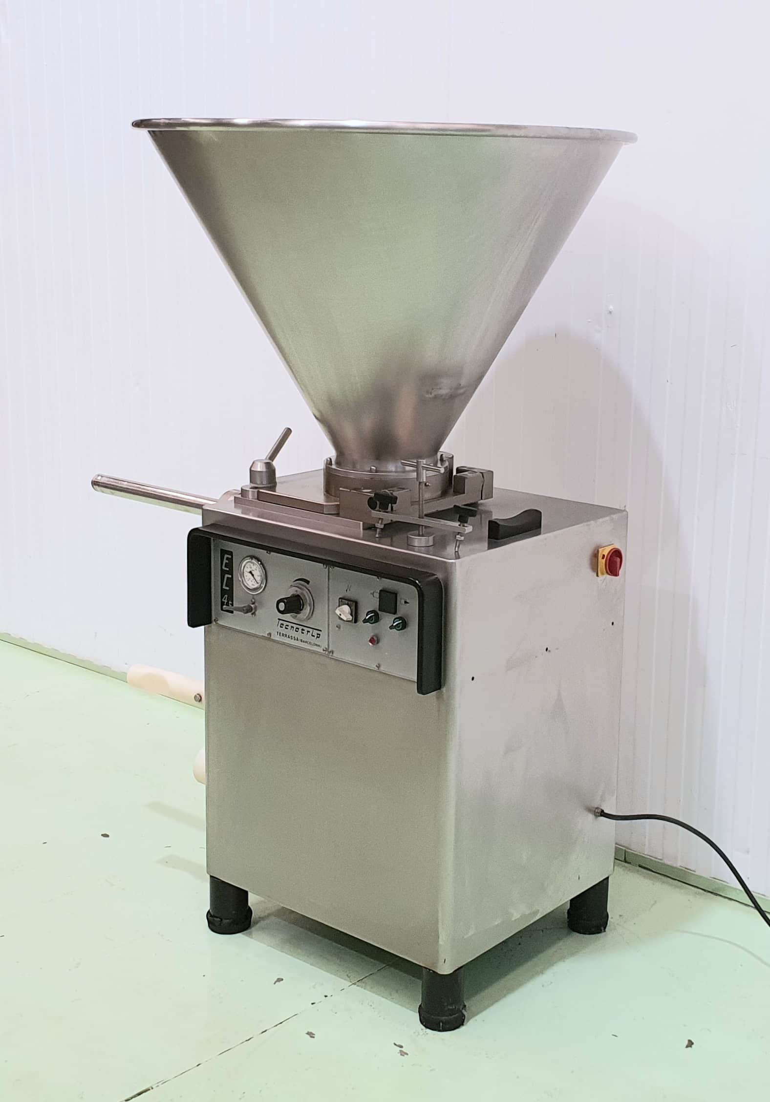EMBUTIDORA CONTINUA AL VACIO TECNOTRIP mod EC- 4 miniatura 8