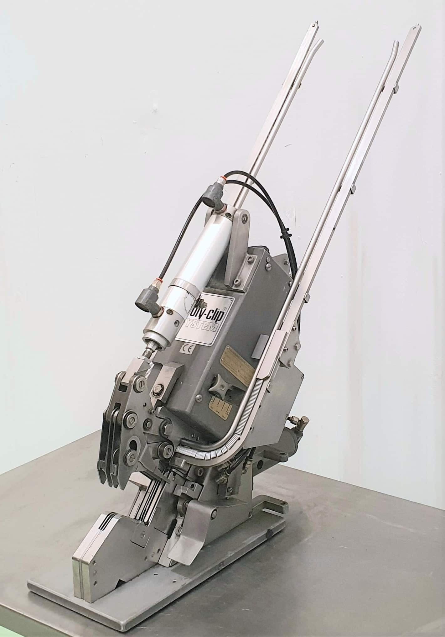 GRAPADORA DOBLE GRAPA POLYCLIP  mod. DCD 6041 miniatura 3