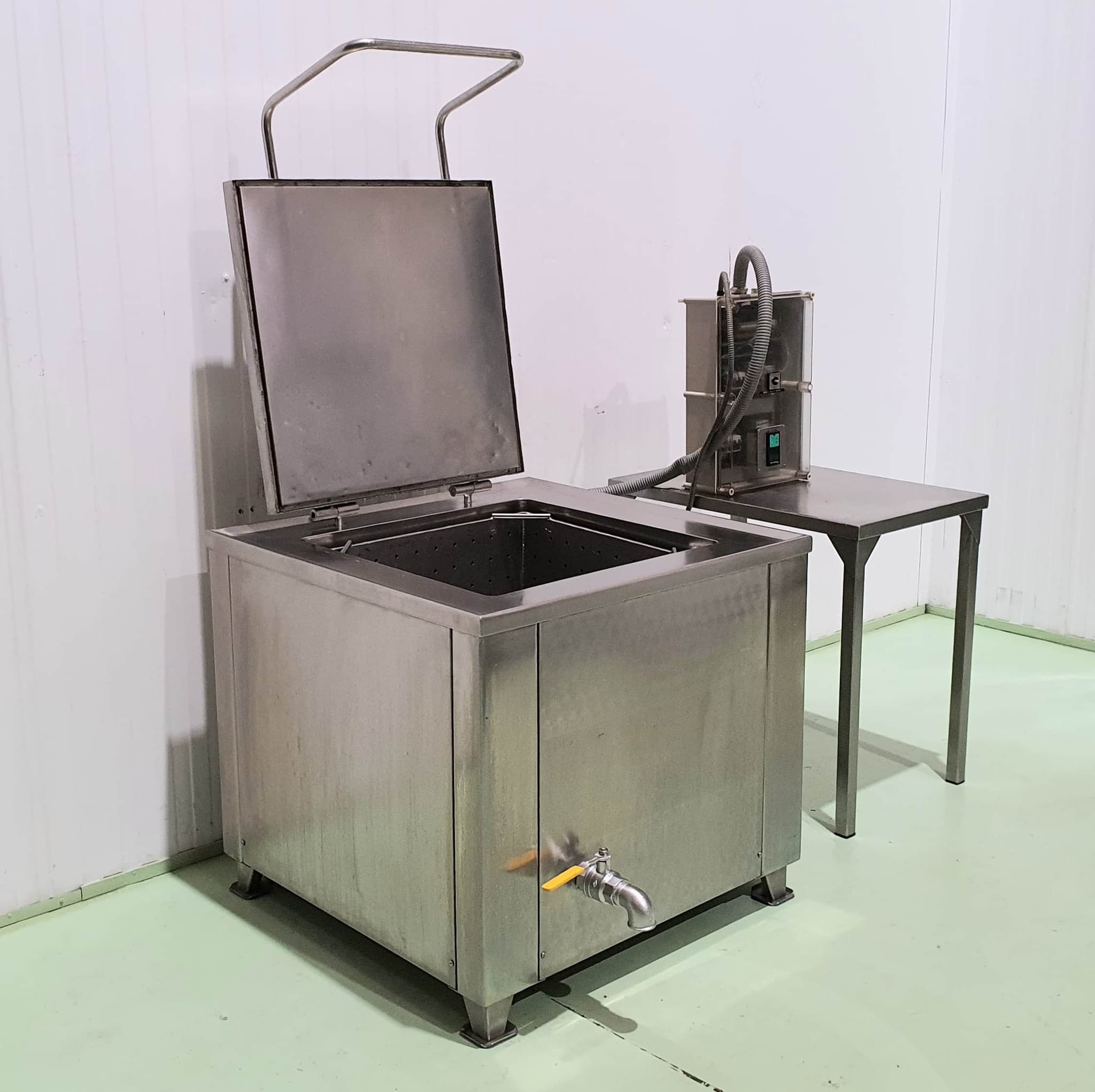 MARMITA ELÉCTRICA INOX 400 LITROS miniatura 3