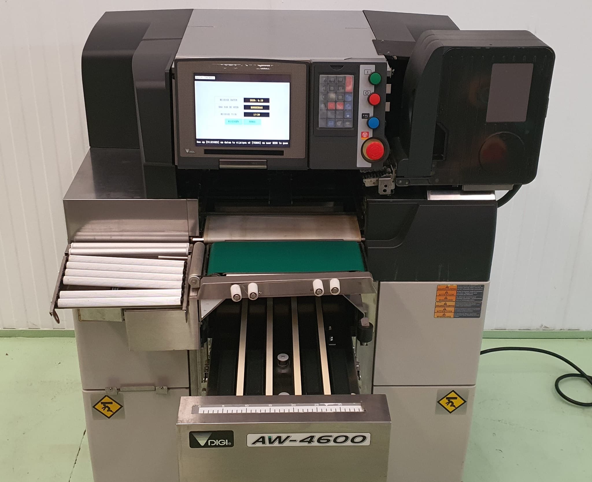 ENVASADORA DE FILM EXTENSIBLE DIGI mod. AV4600-AT miniatura 4