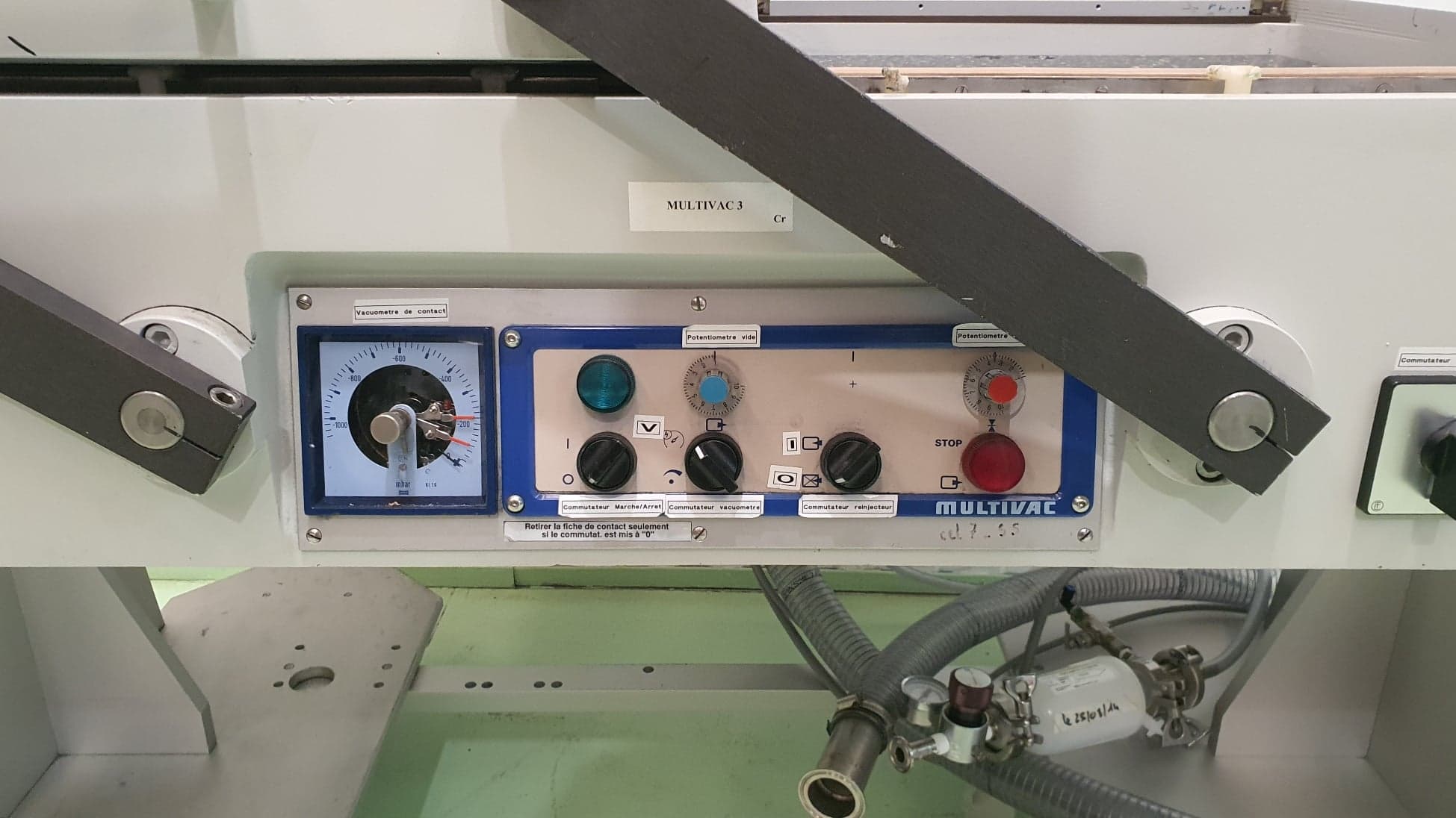 ENVASADORA AL VACÍO DOBLE MULTIVAC AG800 miniatura 4