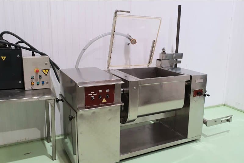 AMASADORA FATOSA 250L con Elevador y vacío miniatura 5