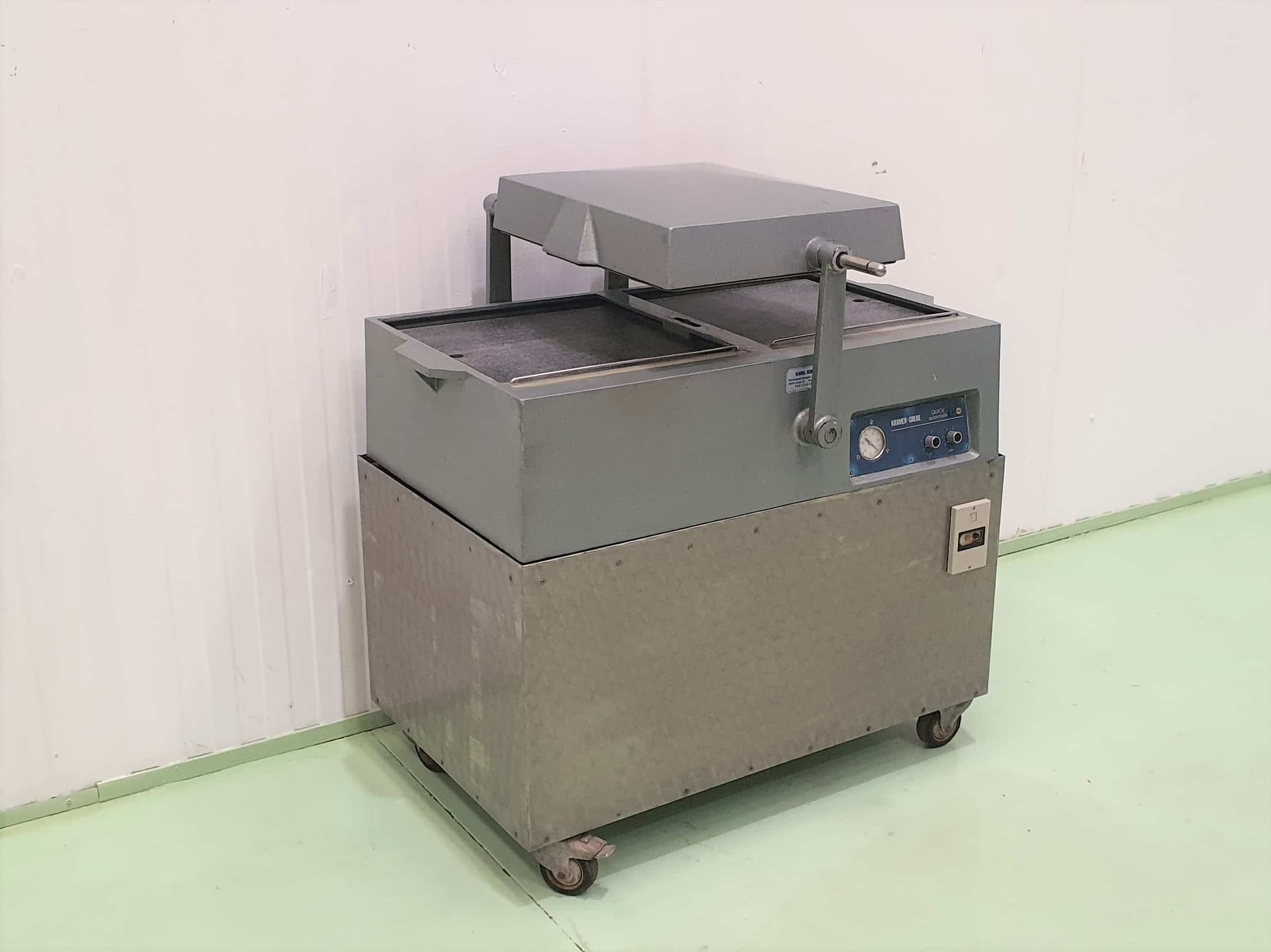 MÁQUINA DE VACÍO DOBLE CAMPANA KRAMER GREBE miniatura 5