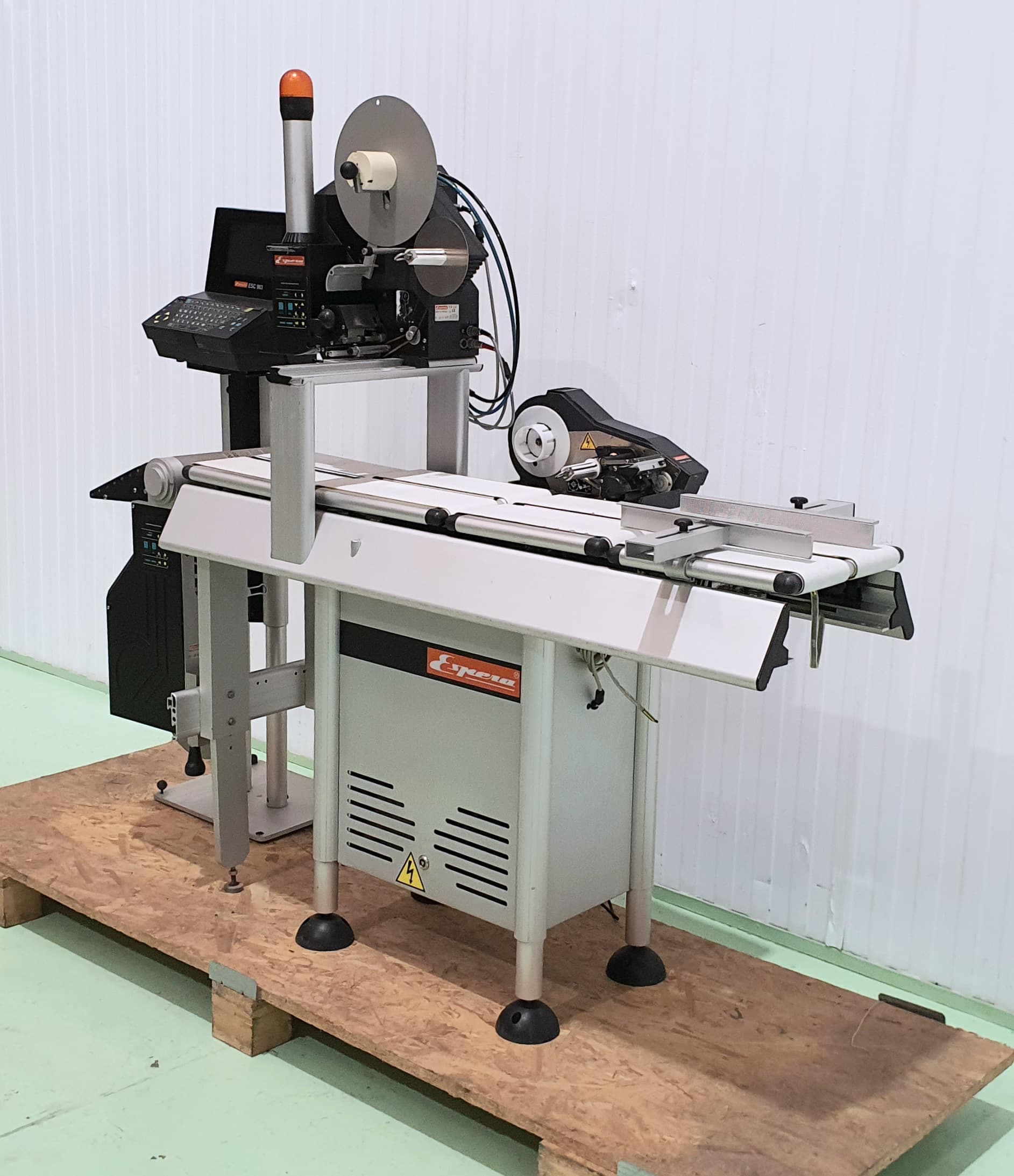 ETIQUETADORA PESADORA AUTOMÁTICA ESPERA DOBLE ETIQUETADO SUPERIOR INFERIOR miniatura 4