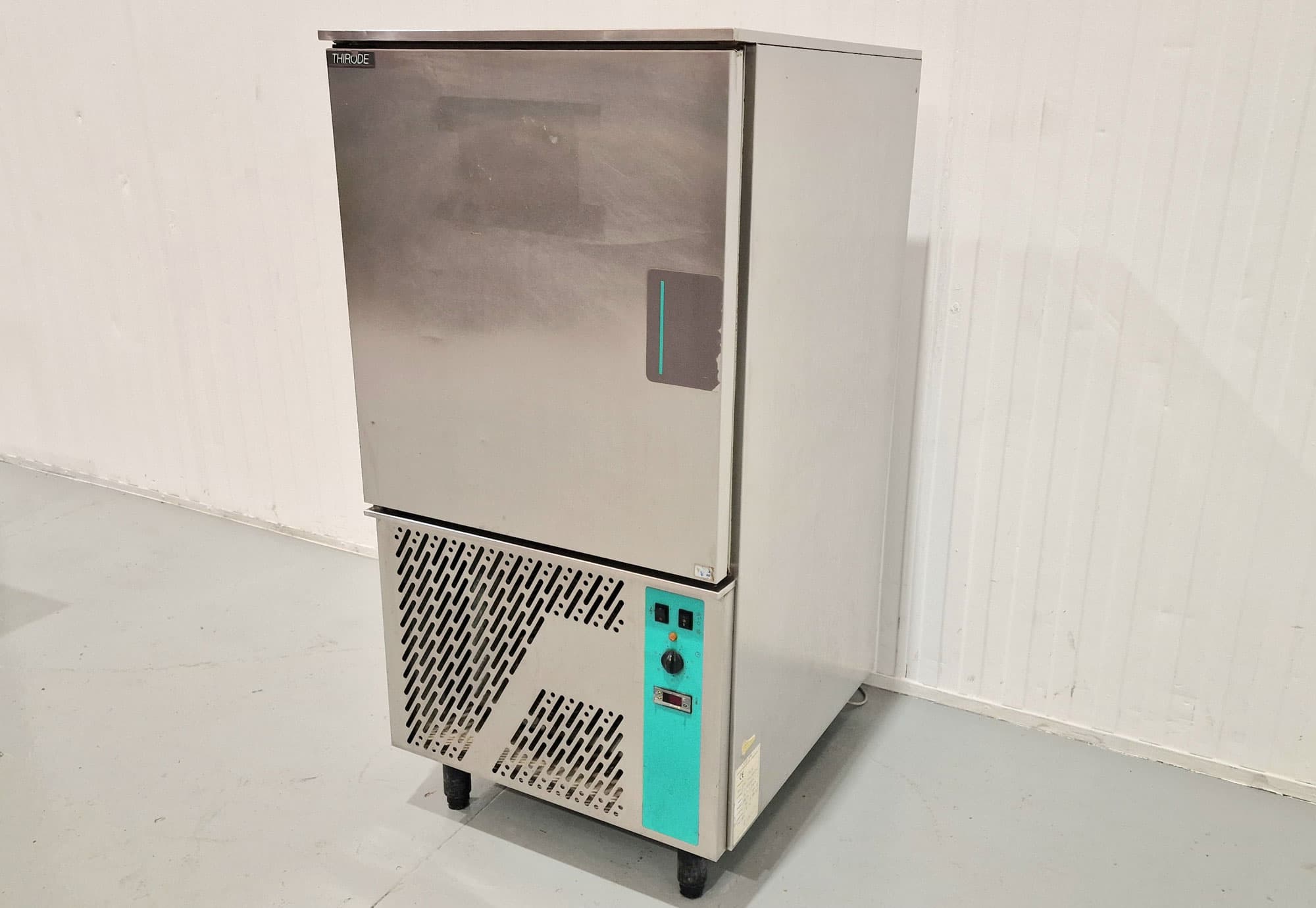 ABATIDOR DE TEMPERATURA DE 10 BANDEJAS THIRODE miniatura 3