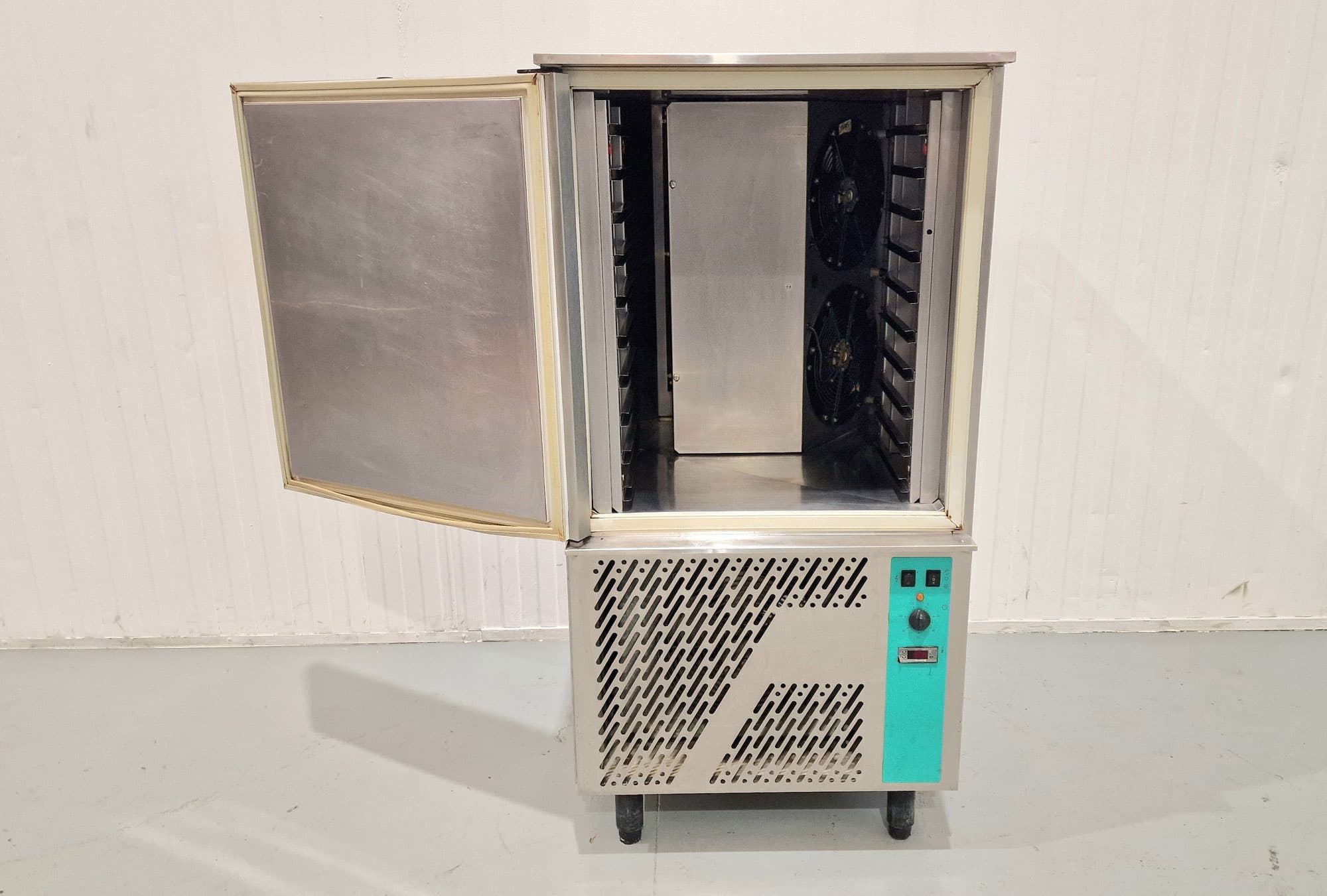 ABATIDOR DE TEMPERATURA DE 10 BANDEJAS THIRODE miniatura 5