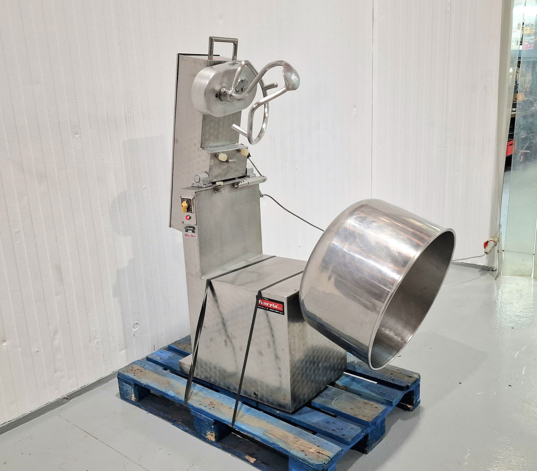 Amasadora cárnica Fuerpla 85 LITROS miniatura 5