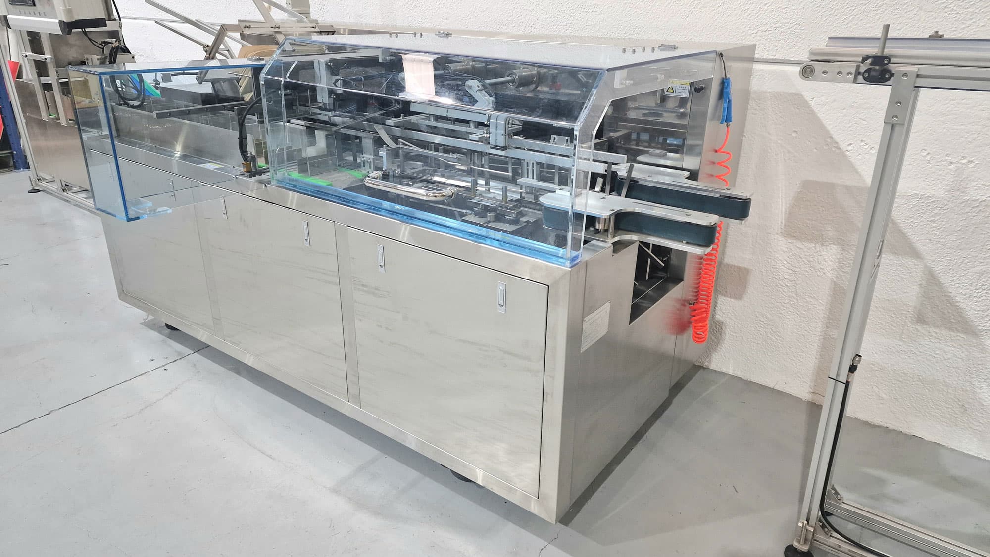 Envasadora en cartoncillo miniatura 5