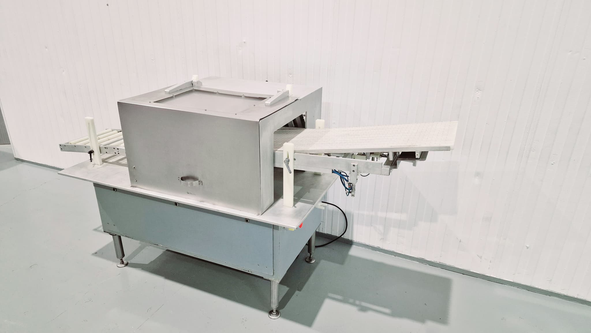 Loncheadora automática salmón GEBA  VSM200D miniatura 5