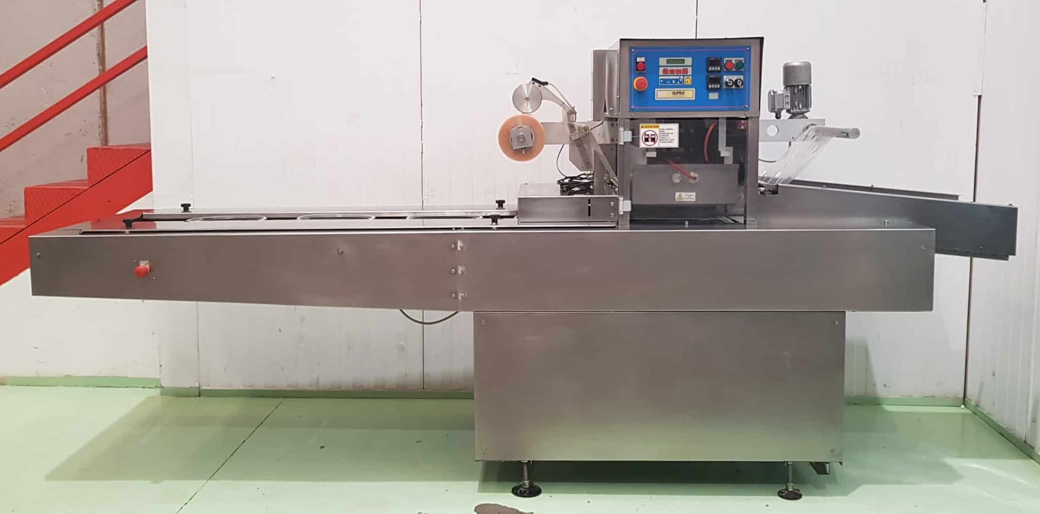 TERMOSELLADORA AUTOMÁTICA ILPRA mod. FP TANK V/G PIZZA