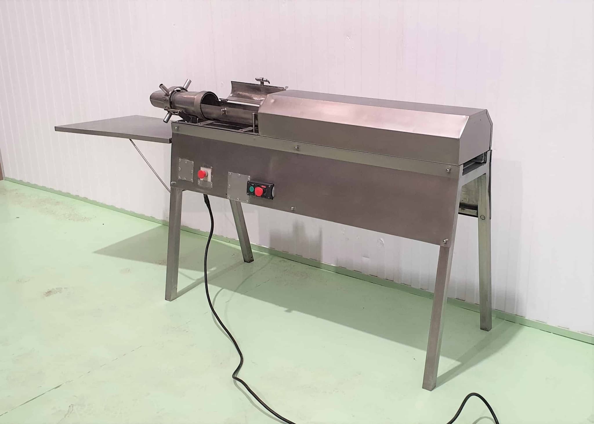 EMBUCHADORA ELÉCTRICA 112mm