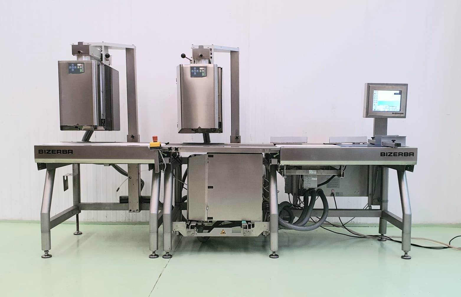 BIZERBA GLMI ETIQUETADORA PESADORA AUTOMÁTICA TRIPLE ETIQUETADO